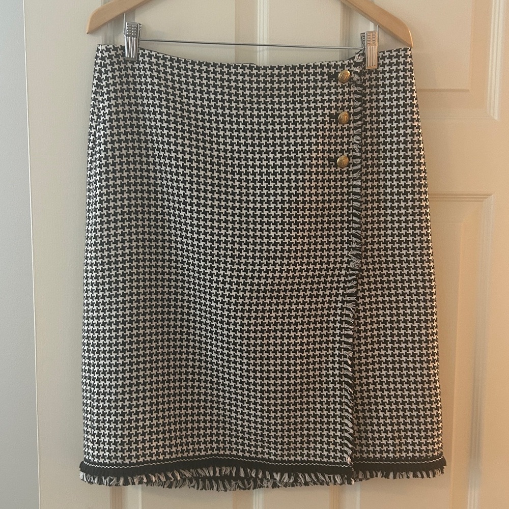 Talbots Black and White Houndstooth Skirt